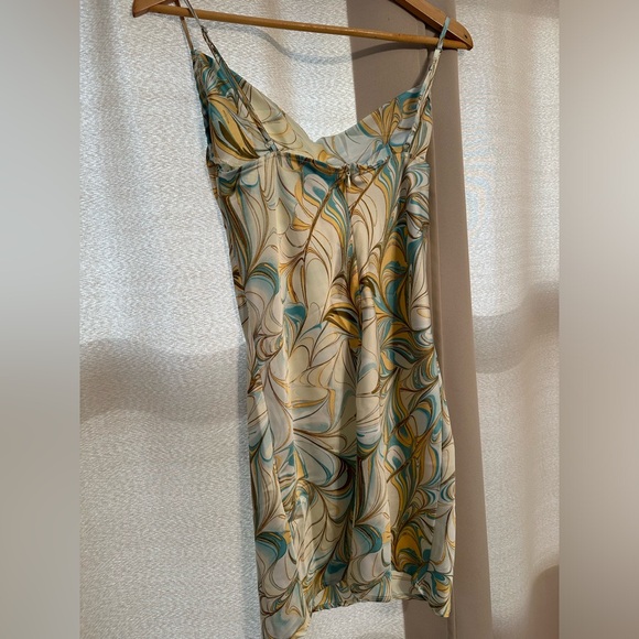 Forever 21 Dress - Picture 2 of 3